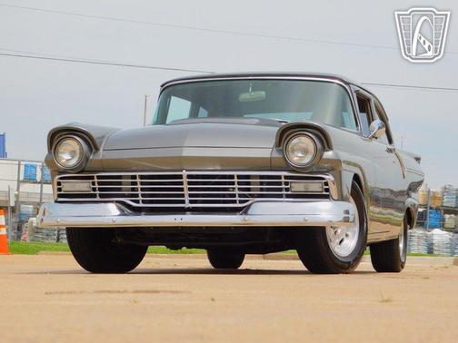 1957 Ford Custom Base