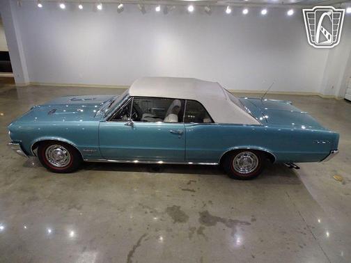 1964 Pontiac GTO 