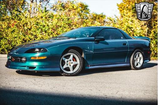 Photo 2 of 99 of 1995 Chevrolet Camaro Z28