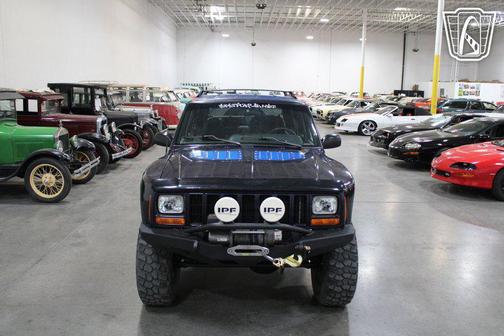 1999 Jeep Cherokee Classic 4WD