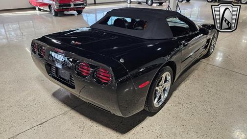 2000 Chevrolet Corvette Base