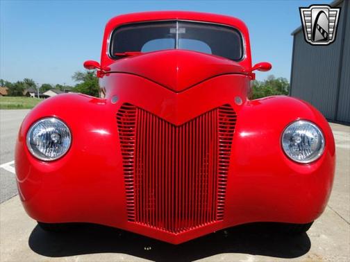1939 Ford Custom Base