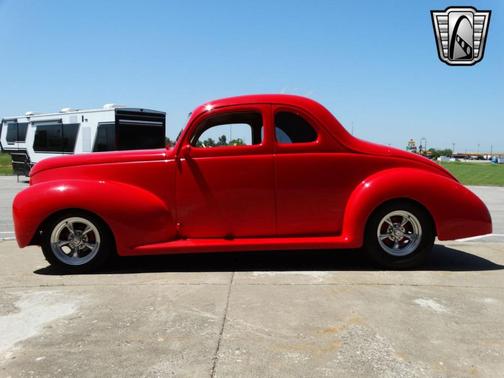 1939 Ford Custom Base