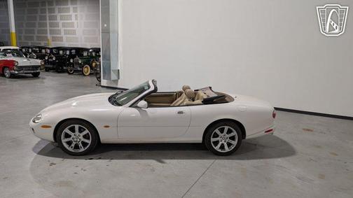 2003 Jaguar XK8 