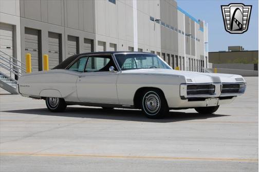 1967 Pontiac Grand Prix Base