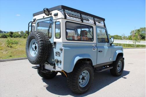 1987 Land Rover Defender 90