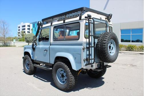 1987 Land Rover Defender 90
