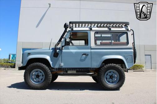 1987 Land Rover Defender 90