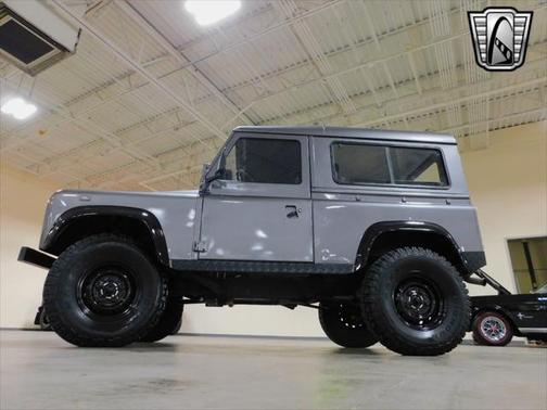 1985 Land Rover Defender