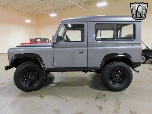 1985 Land Rover Defender