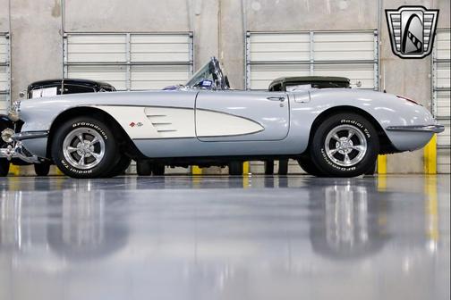 1960 Chevrolet Corvette Base