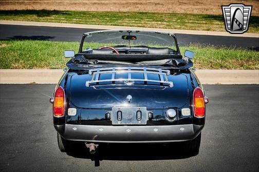 Photo 5 of 99 of 1979 MG MGB Limited Edition