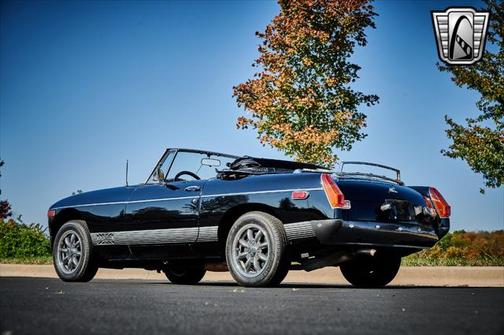 Photo 4 of 99 of 1979 MG MGB Limited Edition