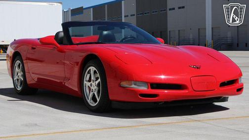 Torch Red 2000 Chevrolet Corvette Base