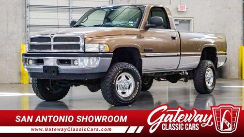 Medium Bronze Pearlcoat 2000 Dodge Ram 2500 Base