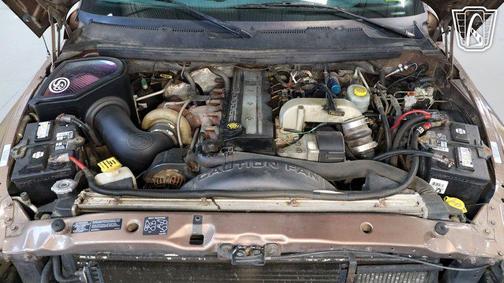 Medium Bronze Pearlcoat 2000 Dodge Ram 2500 Base