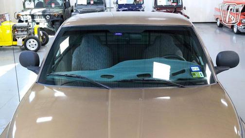 Medium Bronze Pearlcoat 2000 Dodge Ram 2500 Base