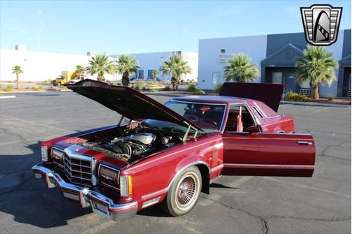 1979 Ford Thunderbird Base