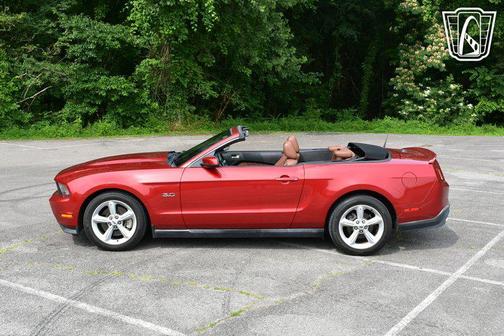 2011 Ford Mustang GT Premium
