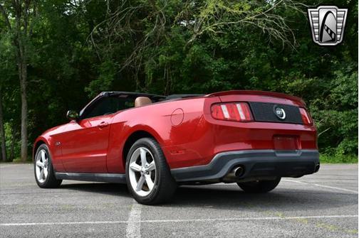 2011 Ford Mustang GT Premium
