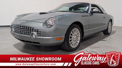 Green 2004 Ford Thunderbird Base