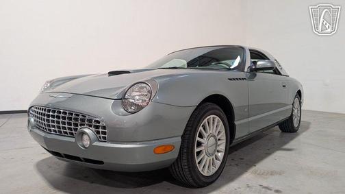 Green 2004 Ford Thunderbird Base