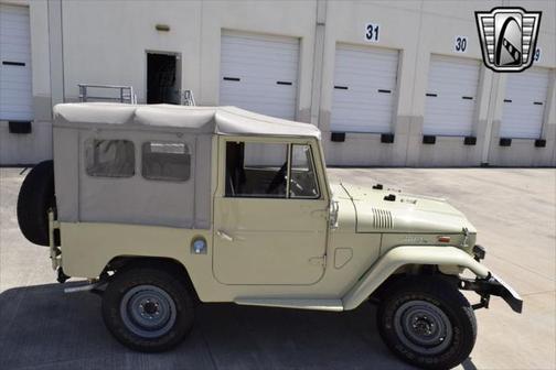 1970 Toyota Land Cruiser Base
