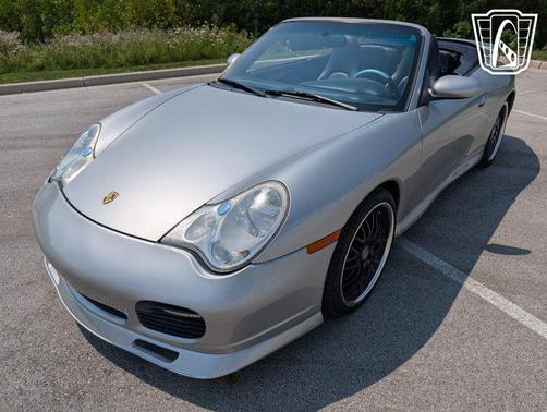 2004 Porsche 911 Carrera 4S