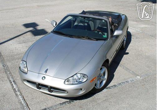 1999 Jaguar XK8 