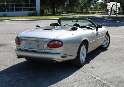 1999 Jaguar XK8 