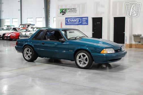 1993 Ford Mustang LX 5.0L