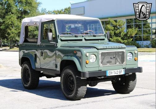 1991 Land Rover Defender 