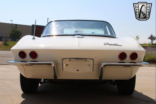 1965 Chevrolet Corvette Base