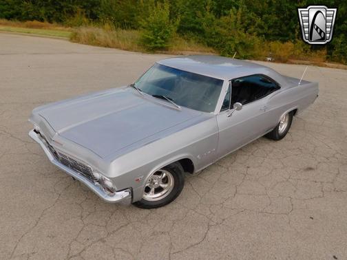 1965 Chevrolet Impala Base