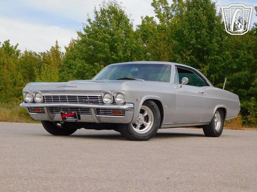 1965 Chevrolet Impala Base