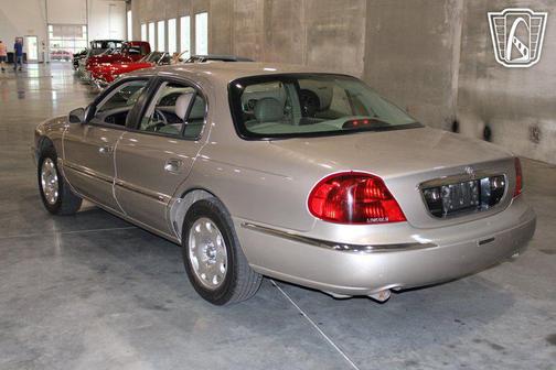 1999 Lincoln Continental 