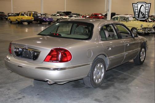 1999 Lincoln Continental 