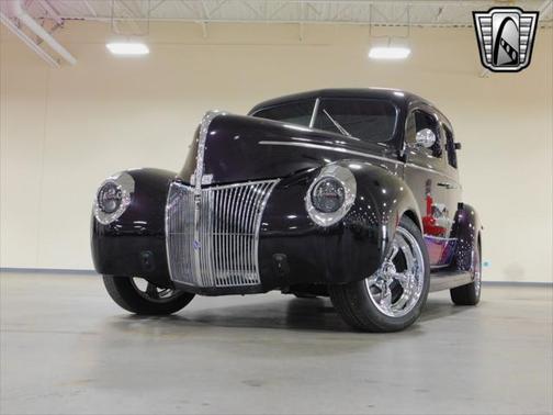 1940 Ford Deluxe Base