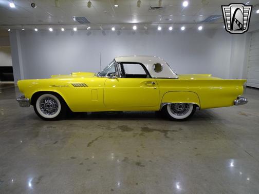 1957 Ford Thunderbird Base