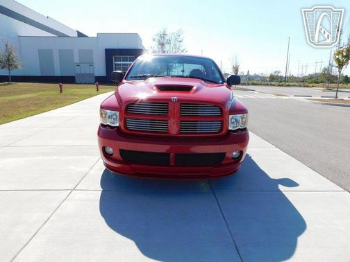 2004 Dodge Ram 1500 SRT-10