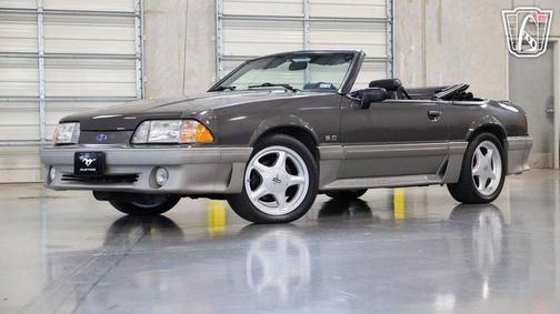 Grey 1990 Ford Mustang GT