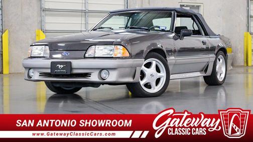 Grey 1990 Ford Mustang GT