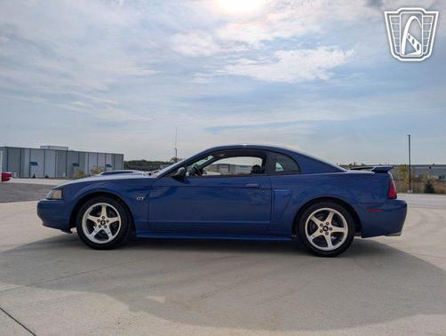 2003 Ford Mustang Base