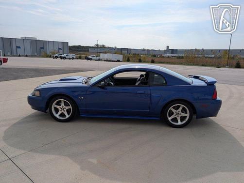 2003 Ford Mustang Base