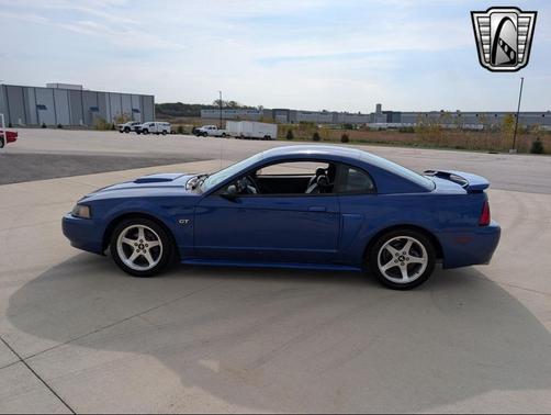 2003 Ford Mustang Base
