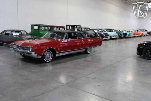 1966 Oldsmobile 98 Base