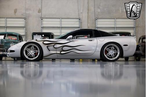 2001 Chevrolet Corvette Base