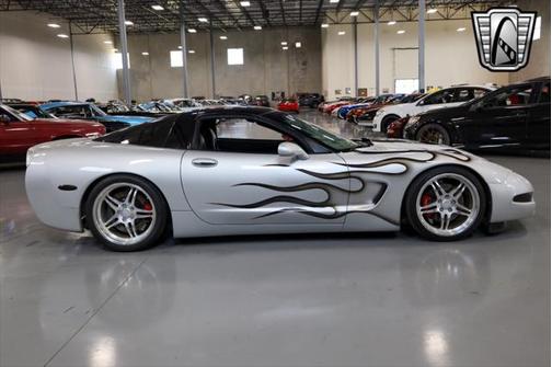 2001 Chevrolet Corvette Base