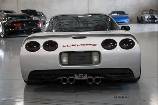2001 Chevrolet Corvette Base