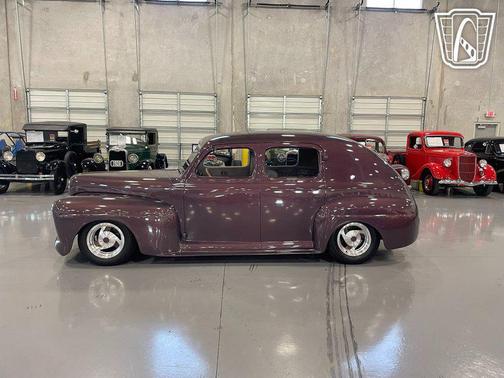1947 Ford Deluxe Base